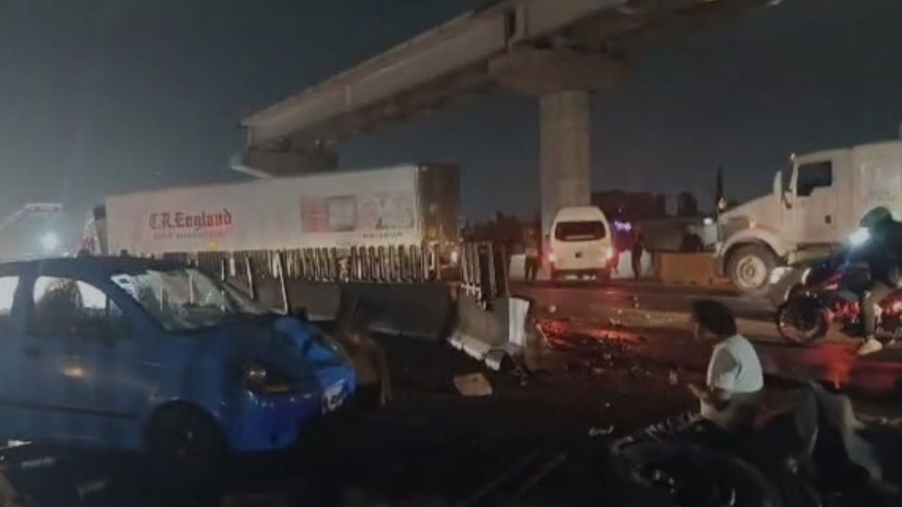 Tráiler embiste a varios autos en la México-Puebla y desata caos vial en Iztapalapa | VIDEO